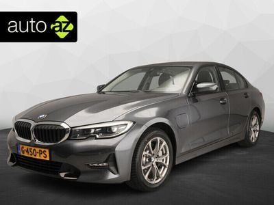 BMW 330e