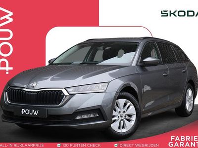 Grijs Gebruikt 2023 Skoda Octavia Ambition Stationwagen | € 21.950 (Eerlijke prijs)