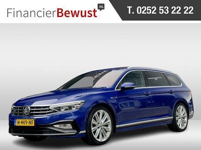 Blauw Gebruikt 2020 VW Passat Elegance Stationwagen | € 24.900 (Duur)