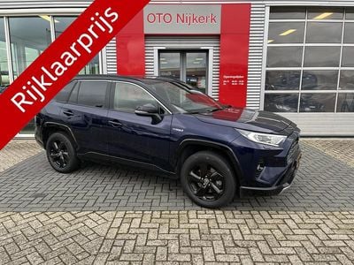 Blauw (metallic) Gebruikt 2020 Toyota RAV4 Hybrid Style SUV | € 36.900 (Iets duurder)