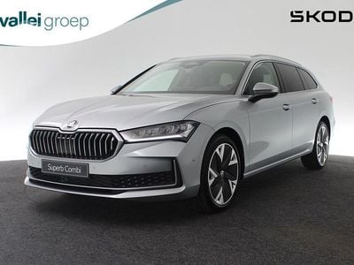 Grijs Nieuw 2025 Skoda Superb Business Line Stationwagen | € 42.990 (Super prijs)