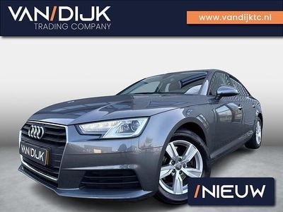 Grijs (metallic) Occasion 2016 Audi A4 Proline Sedan | € 12.940 (Goede deal)