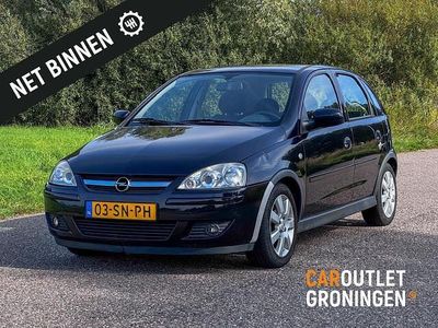 Zwart Gebruikt 2006 Opel Corsa Essentia Hatchback | € 1.990 (Iets duurder)