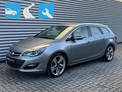 Grijs Gebruikt 2013 Opel Astra Sport Stationwagen | € 7.250 (Iets duurder)