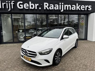 Wit Gebruikt 2019 Mercedes B180 Business MPV | € 21.950 (Eerlijke prijs)