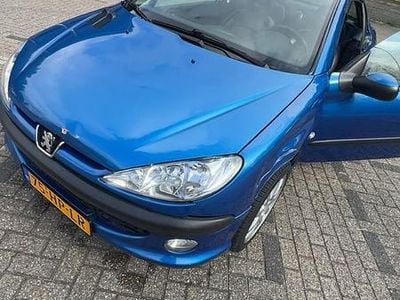 Gebruikt 2001 Peugeot 206 CC Cabriolet | € 900 (Goede deal)