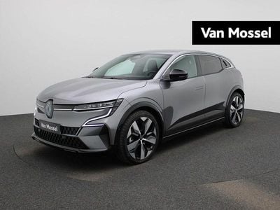 Zwart Nieuw 2025 Renault Mégane IV Techno Hatchback | € 33.940