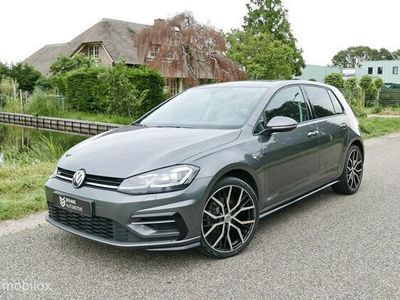 tweedehands VW Golf VII 1.5 TSI DSG R-Line / Nav / LED /19" Santiago