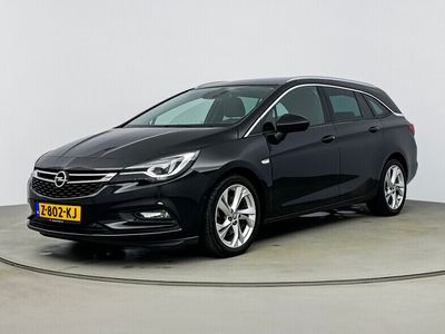 tweedehands Opel Astra Sports Tourer 1.6 Turbo Innovation 200pk // LEDER // AGR-STOEL //