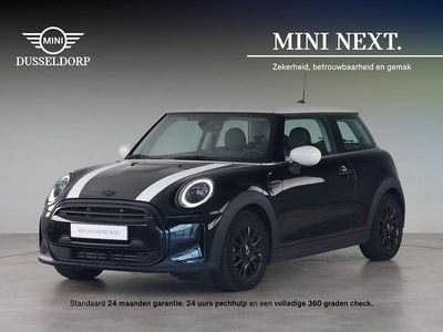 Occasion Mini Cooper Business 136 PK (100 kW) 2021 Zwart, metallic lak Hatchback