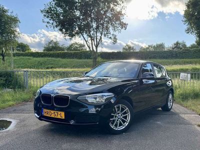 BMW 114