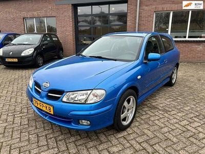 Blauw Gebruikt 2000 Nissan Almera Hatchback | € 1.490