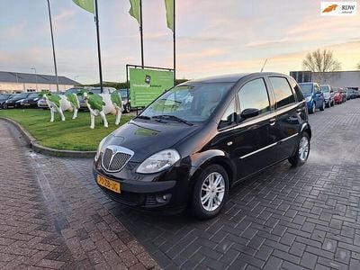 Bruin Occasion 2007 Lancia Musa MPV | € 1.999 (Goede deal)