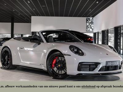 Porsche 911 Carrera 4 GTS