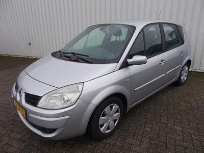 Occasion Renault Scénic II Business 112 PK (82 kW) 2008 Zilver MPV