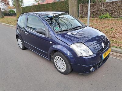 Blauw (metallic) Gebruikt 2004 Citroën C2 Hatchback | € 995 (Eerlijke prijs)