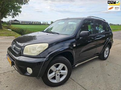 Zwart (metallic) Occasion 2005 Toyota RAV4 Sol SUV | € 4.600 (Goede deal)