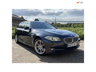 Zwart Gebruikt 2010 BMW 520 Executive Stationwagen | € 10.950