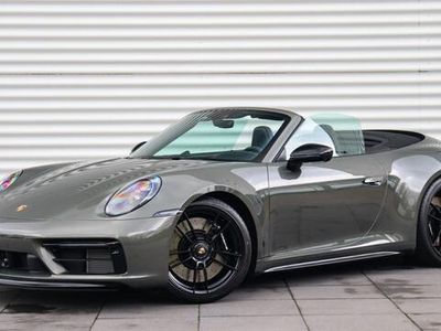 Porsche 911 Carrera 4 Cabriolet