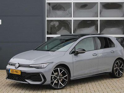 Grijs Occasion 2025 VW Golf VIII R-line Hatchback | € 38.900 (Duur)
