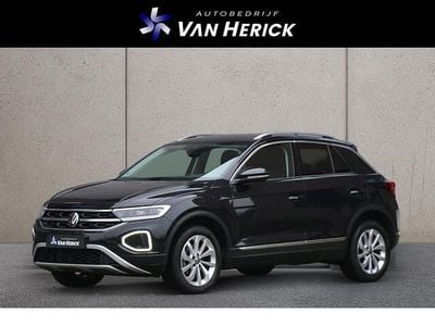 Occasion VW T-Roc Active 150 PK (110 kW) 2022 Zwart SUV