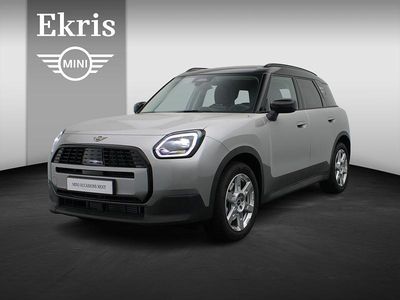 Grijs, metallic lak Gebruikt 2025 Mini Countryman Favoured SUV | € 49.950 (Iets duurder)