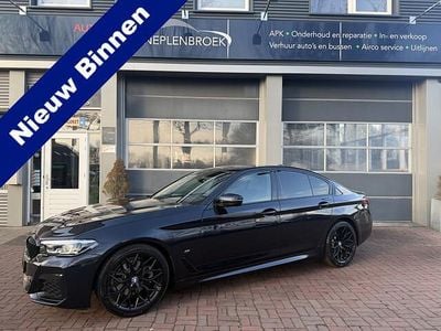 Zwart Occasion 2020 BMW 520 Executive Sedan | € 29.950 (Goede deal)