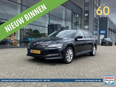 Zwart, metallic lak Gebruikt 2020 Skoda Superb Business Line Stationwagen | € 26.950 (Eerlijke prijs)
