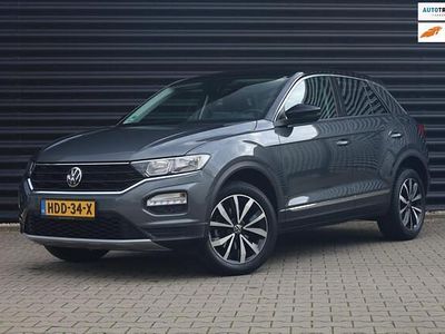 Grijs Occasion 2021 VW T-Roc Sportline SUV | € 24.895 (Eerlijke prijs)