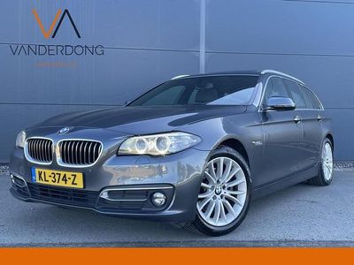 Grijs Occasion 2016 BMW 520 Luxury Line Stationwagen | € 17.945 (Duur)