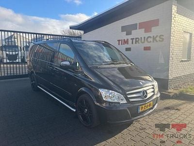 Zwart (metallic) Gebruikt 2014 Mercedes Viano MPV | € 15.500