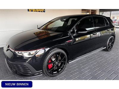 Zwart Gebruikt 2024 VW Golf VIII GTI Clubsport Hatchback | € 45.413 (Iets duurder)