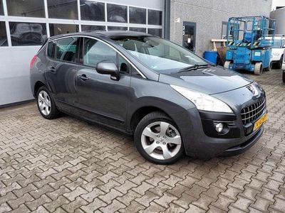 Grijs Occasion 2011 Peugeot 3008 MPV | € 3.750 (Eerlijke prijs)