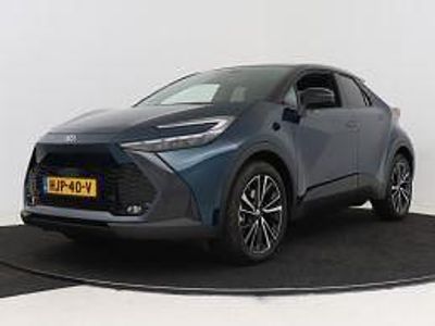 Blauw Gebruikt 2025 Toyota C-HR Executive SUV | € 39.995 (Eerlijke prijs)