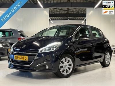 Blauw Gebruikt 2017 Peugeot 208 Hatchback | € 5.990 (Goede deal)