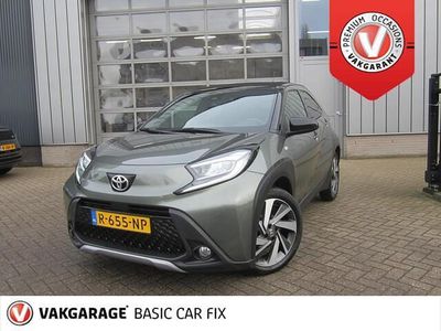 Groen (metallic) Occasion 2022 Toyota Aygo X Envy SUV | € 18.450 (Eerlijke prijs)