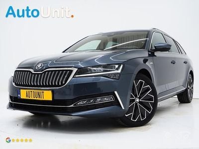 Grijs (metallic) Gebruikt 2021 Skoda Superb LAURIN & KLEMENT Stationwagen | € 27.840 (Eerlijke prijs)