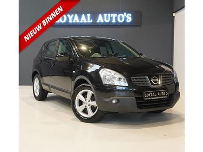 Zwart Gebruikt 2008 Nissan Qashqai Visia SUV | € 5.000 (Eerlijke prijs)