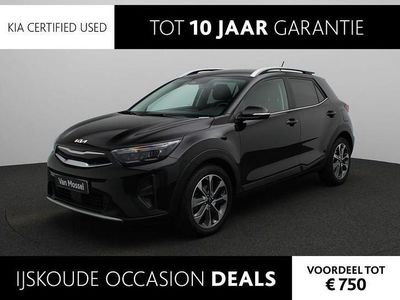 Zwart, metallic lak Occasion 2024 Kia Stonic SUV | € 25.940 (Eerlijke prijs)