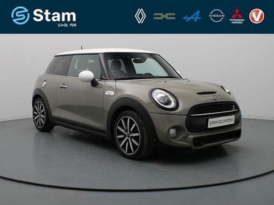 Grijs (metallic) Gebruikt 2018 Mini Cooper S Chili Hatchback | € 18.790 (Eerlijke prijs)