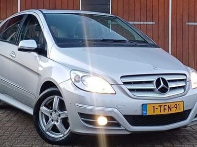 Mercedes B200