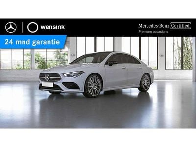 Wit Gebruikt 2022 Mercedes CLA250 AMG line Sedan | € 34.850 (Eerlijke prijs)