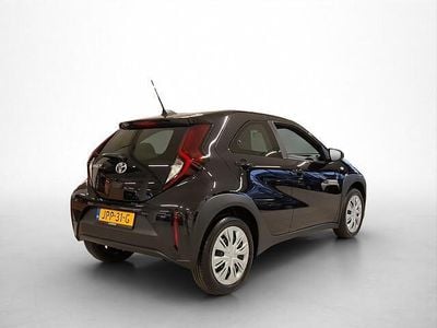 Zwart Nieuw 2025 Toyota Aygo X Play SUV | € 20.545 (Eerlijke prijs)