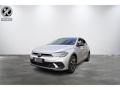 Zilver Gebruikt 2024 VW Polo Move Hatchback | € 26.225 (Iets duurder)