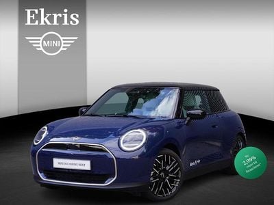 Indigo sunset blue Nieuw 2025 Mini Cooper Favoured Hatchback | € 32.700 (Eerlijke prijs)