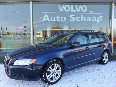 tweedehands Volvo V70 2.0 T5 5 cilinder | Rijklaar incl 12 mnd Bovag | A