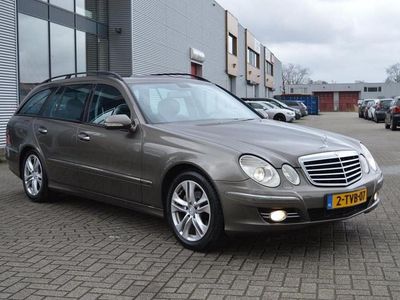 Grijs Occasion 2006 Mercedes E280 Avantgarde Stationwagen | € 3.499