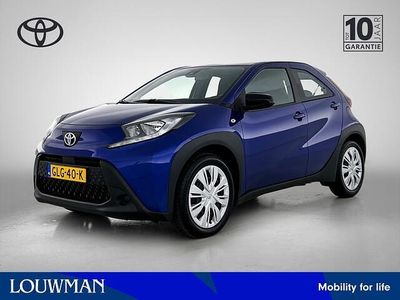 Blauw Occasion 2024 Toyota Aygo X Play SUV | € 20.600 (Eerlijke prijs)