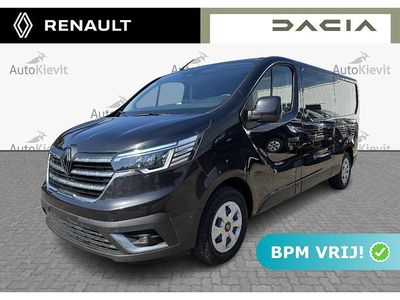 Zwart Gebruikt 2024 Renault Trafic MPV | € 32.950 (Goede deal)