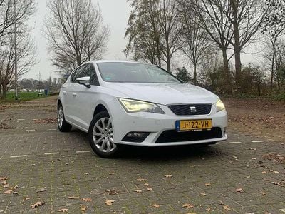 Wit Gebruikt 2013 Seat Leon Business Hatchback | € 6.300 (Goede deal)